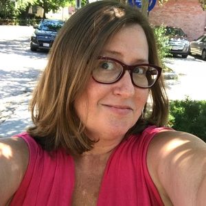 Meet your Posher, Karin